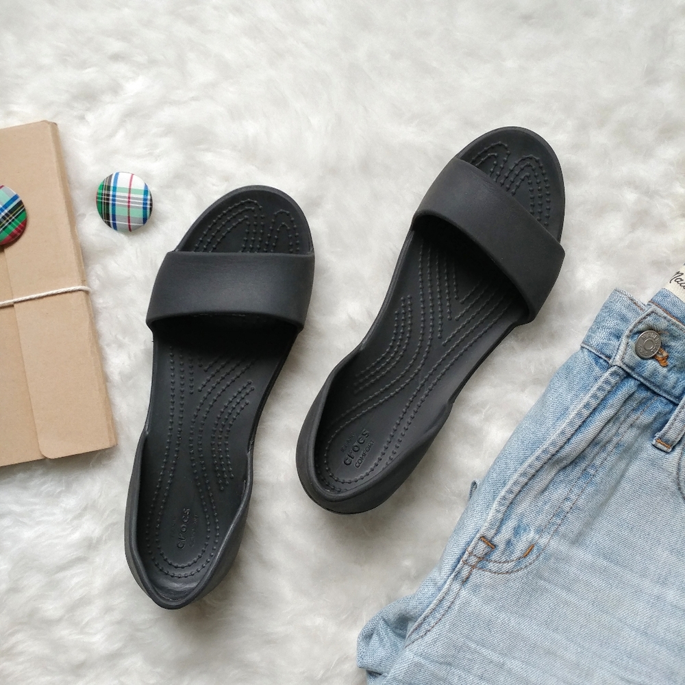 Crocs ▪ Black Ballet Sandals